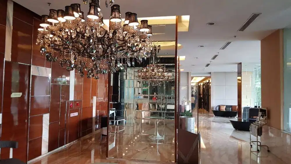 DIJUAL APARTEMEN CW DEKAT DENGANG LIFT 3BR SIAP HUNI FURNISHED