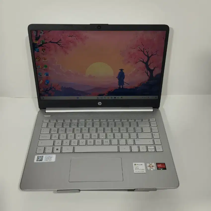 LAPTOP HP PAVILION  14-fq0218ca