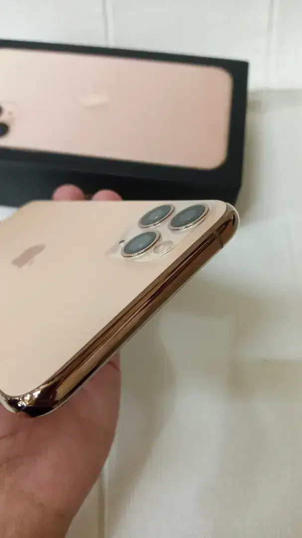 iPhone 11 Pro Max 256 Gb iBox like new