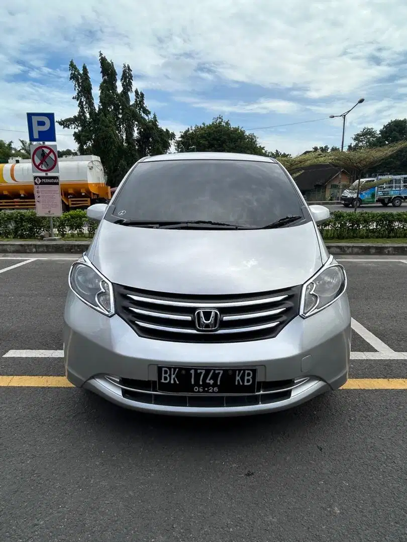 HONDA FREED TYPE PSD (tertinggi)