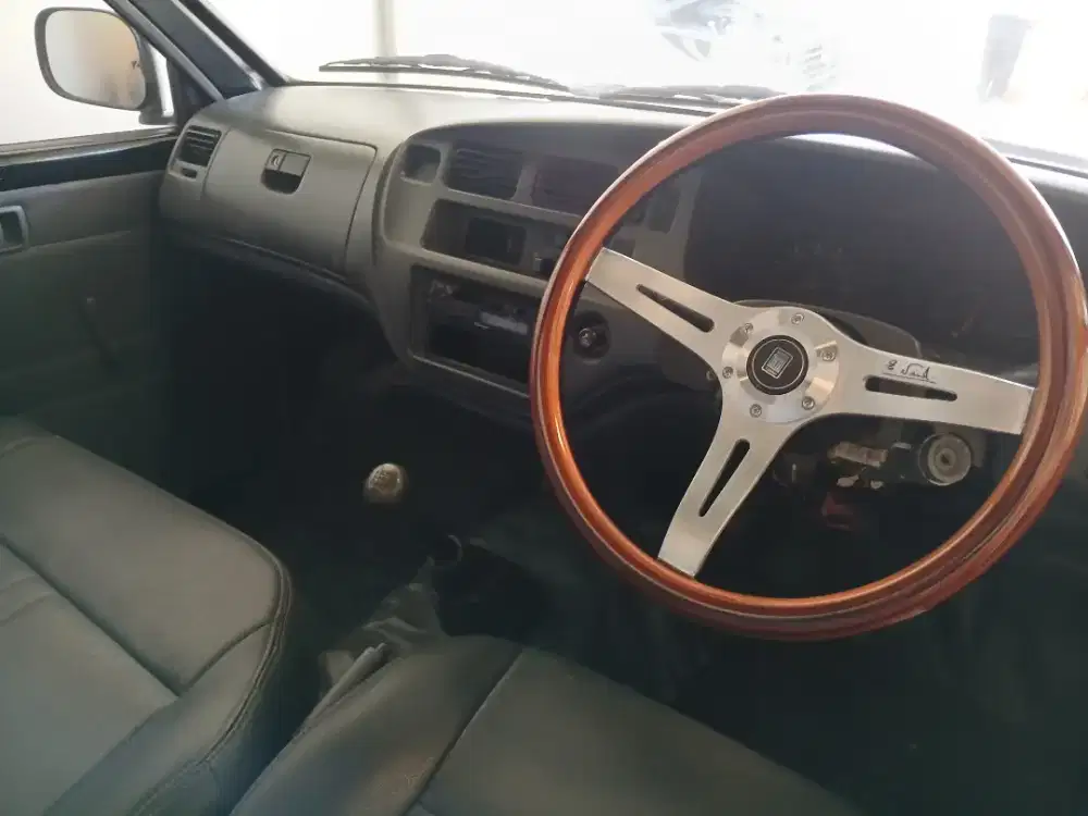 Kijang Pickup 2004 Solar AC Powerstering