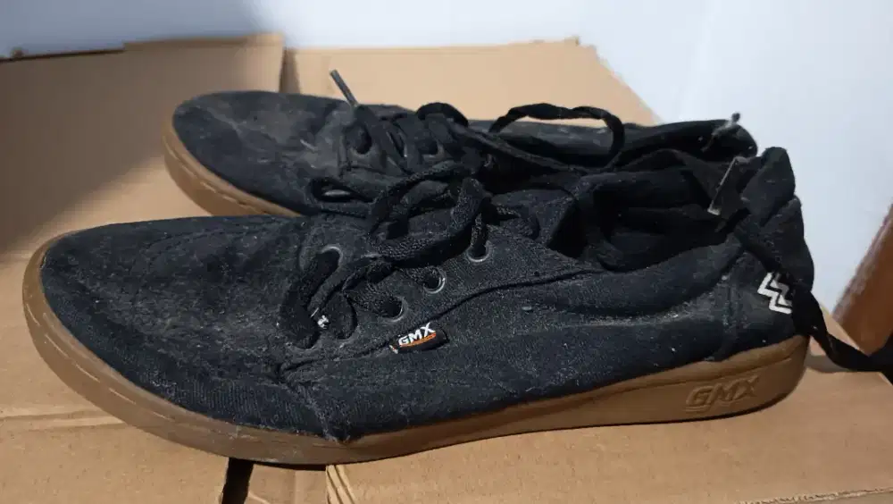 Sepatu GMX GEOFF MAX