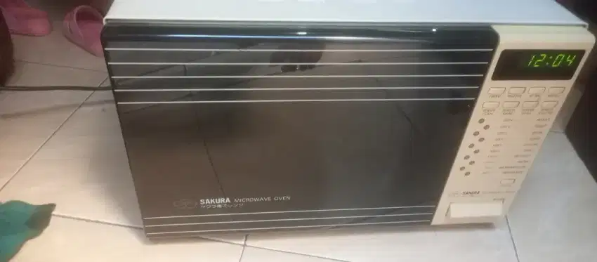 Di jual microwave masih hidup