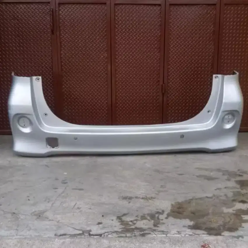 Bemper Belakang Avanza Veloz Shecond Original