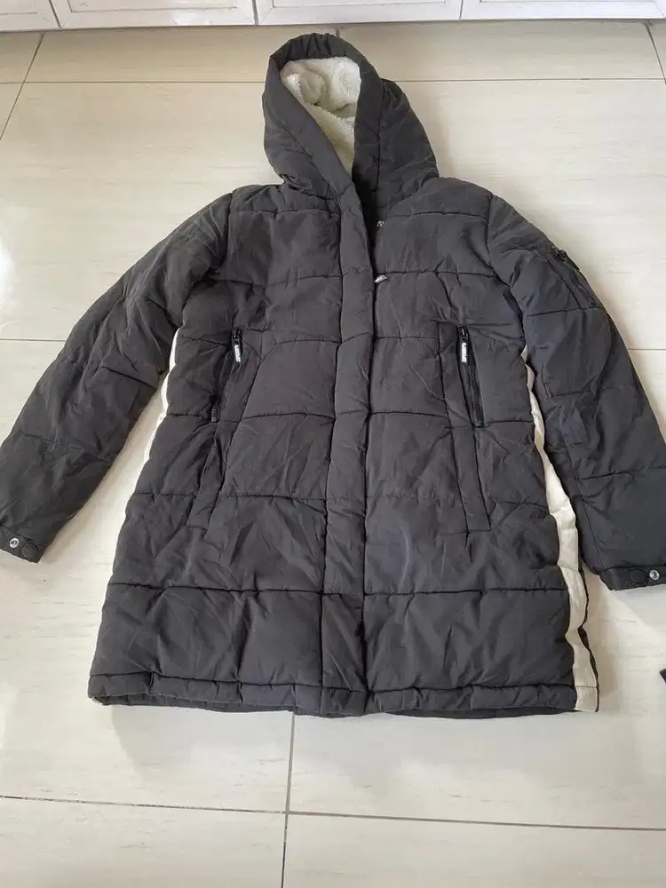 jaket tebal merek superdry