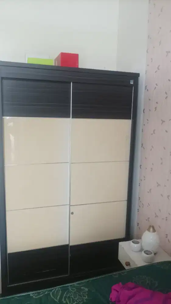 Lemari Almari Siantano 2 Pintu Model Geser Minimalis