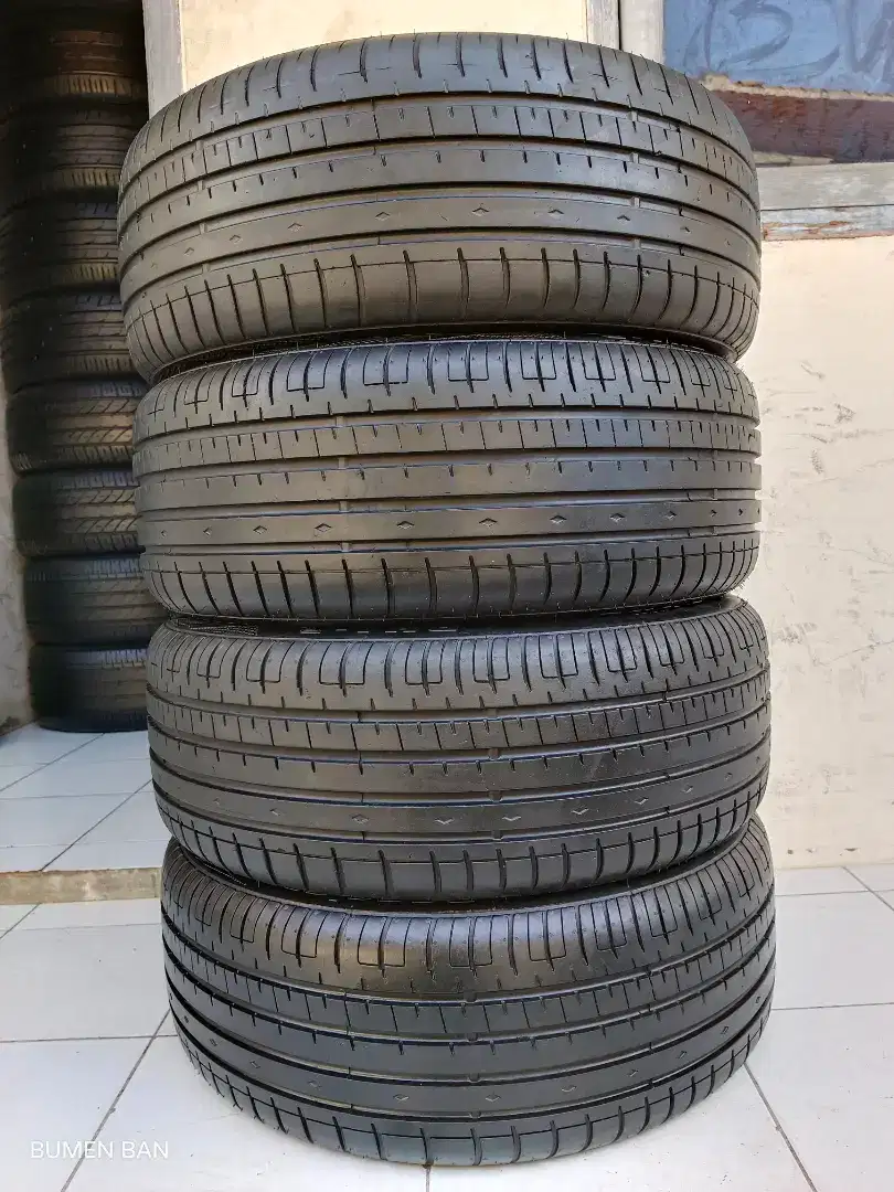 Ban 215 55 R17 Accelera PHI HRV Camry Inova dll