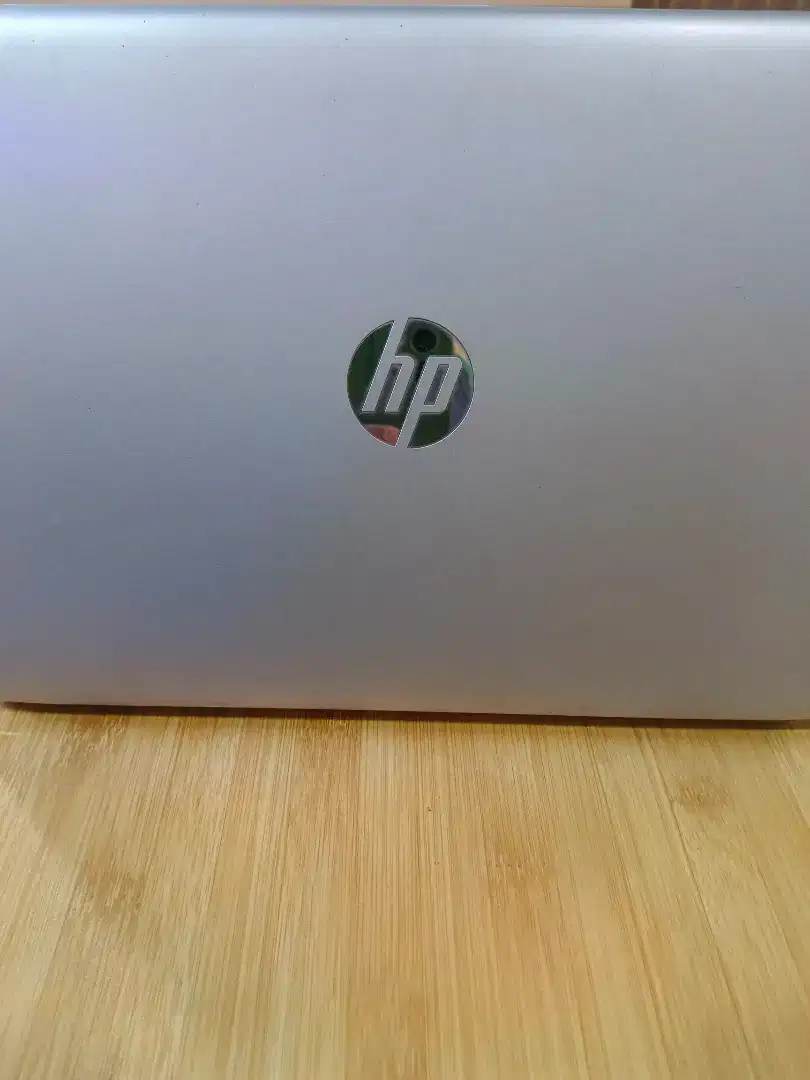 Laptop hp 430 gen8 core i5 8/256