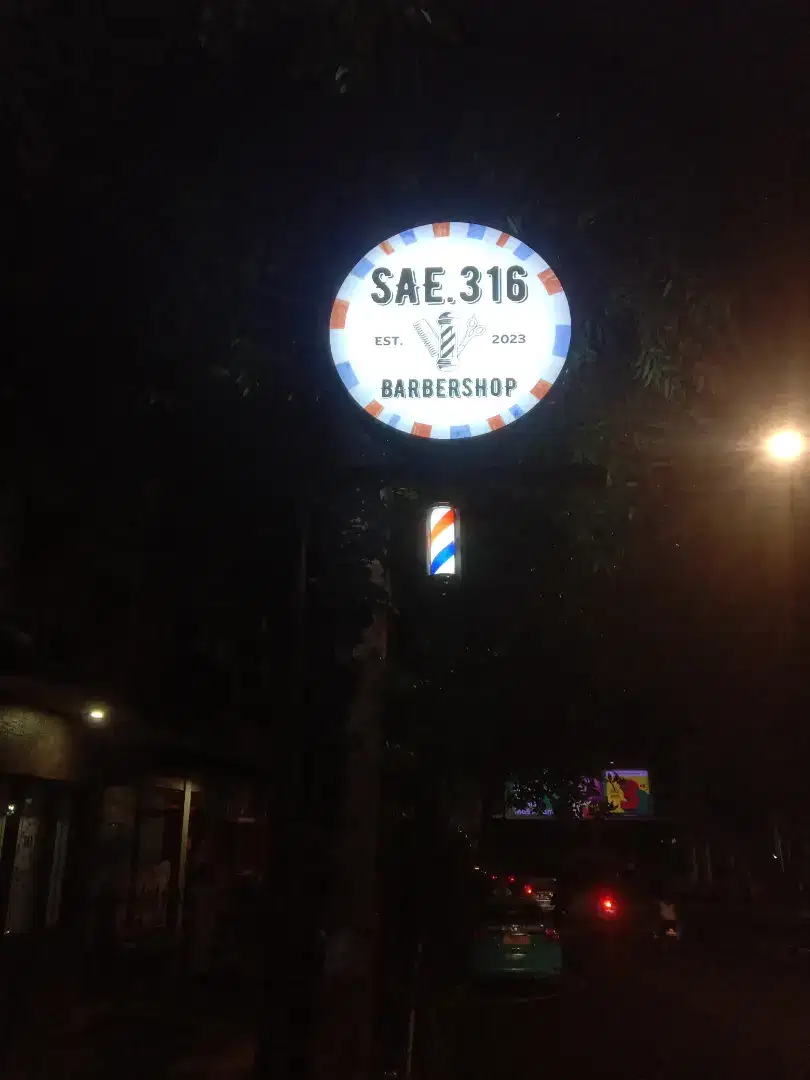 Neon box diameter 1x1m 2 muka