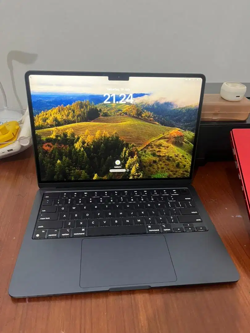 Macbook Air M2 13 inch RAM 16 SSD 256