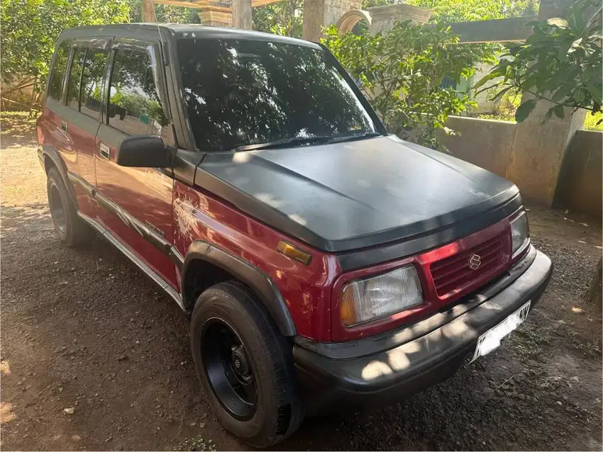 Suzuki Escudo Tahun 1995