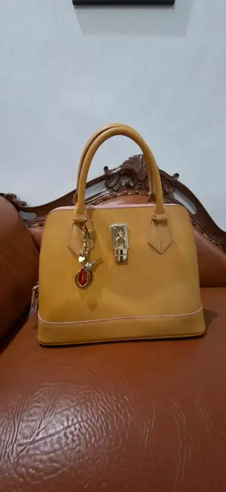 Tas Samantha Thavasa