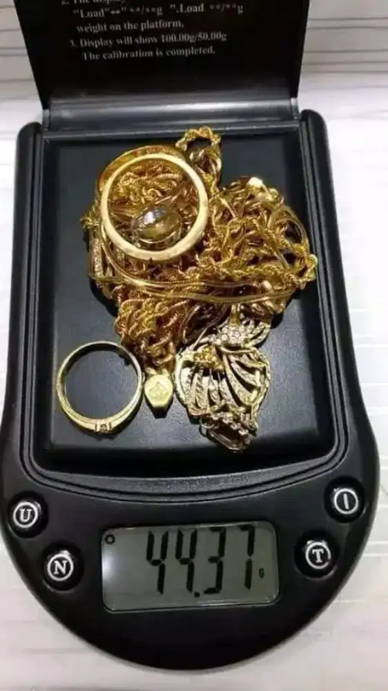 Tokoh emas fella jelewery.terima jual emas .