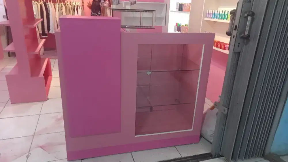 Meja kasir elegan 07