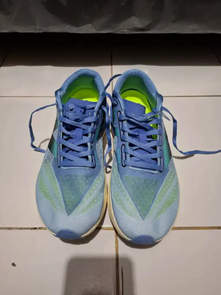 Dijual Sepatu New Balance Elite SC V4 Second Mantap