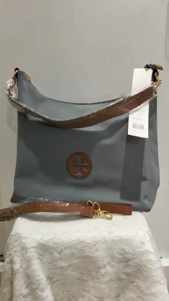 Baru tas Selempang To*y Burch grey