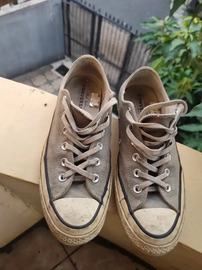 Sepatu Converse Chuck Taylor