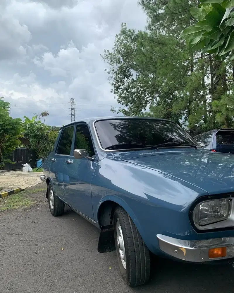 Renault Lain-lain 2000 Bensin