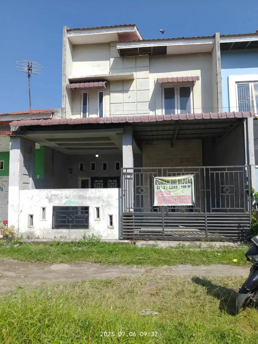 Dijual cepat, rumah 2 Lantai, belakang RS Latersia