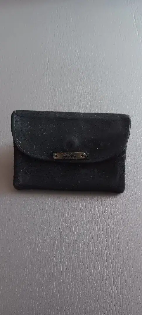 Dompet Kartu Hitam Suede