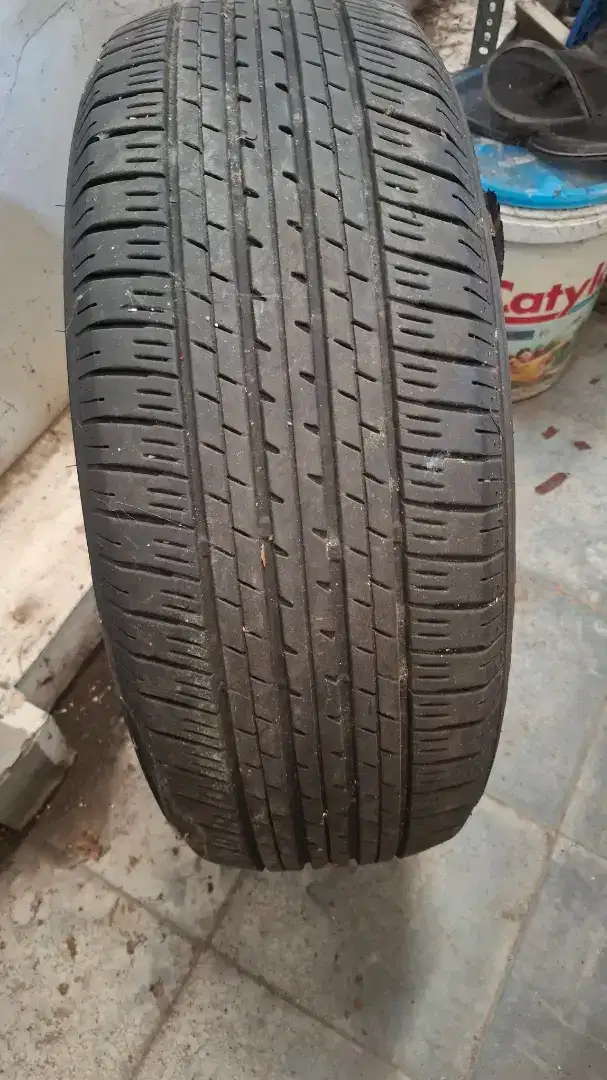 Bridgestone R 18 235/60 expander