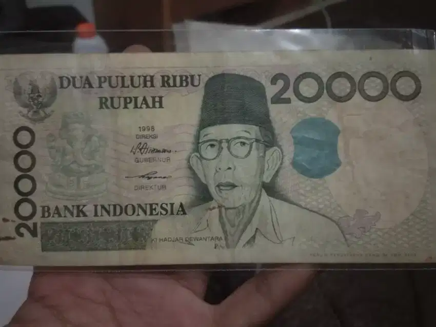 Uang kuno 20 ribu