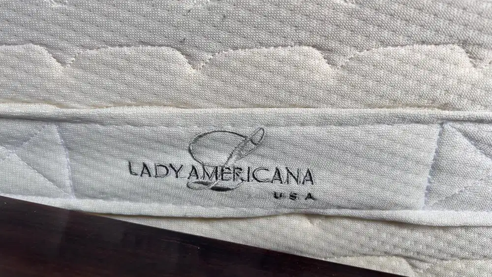 Kasur sangat layak dipakai