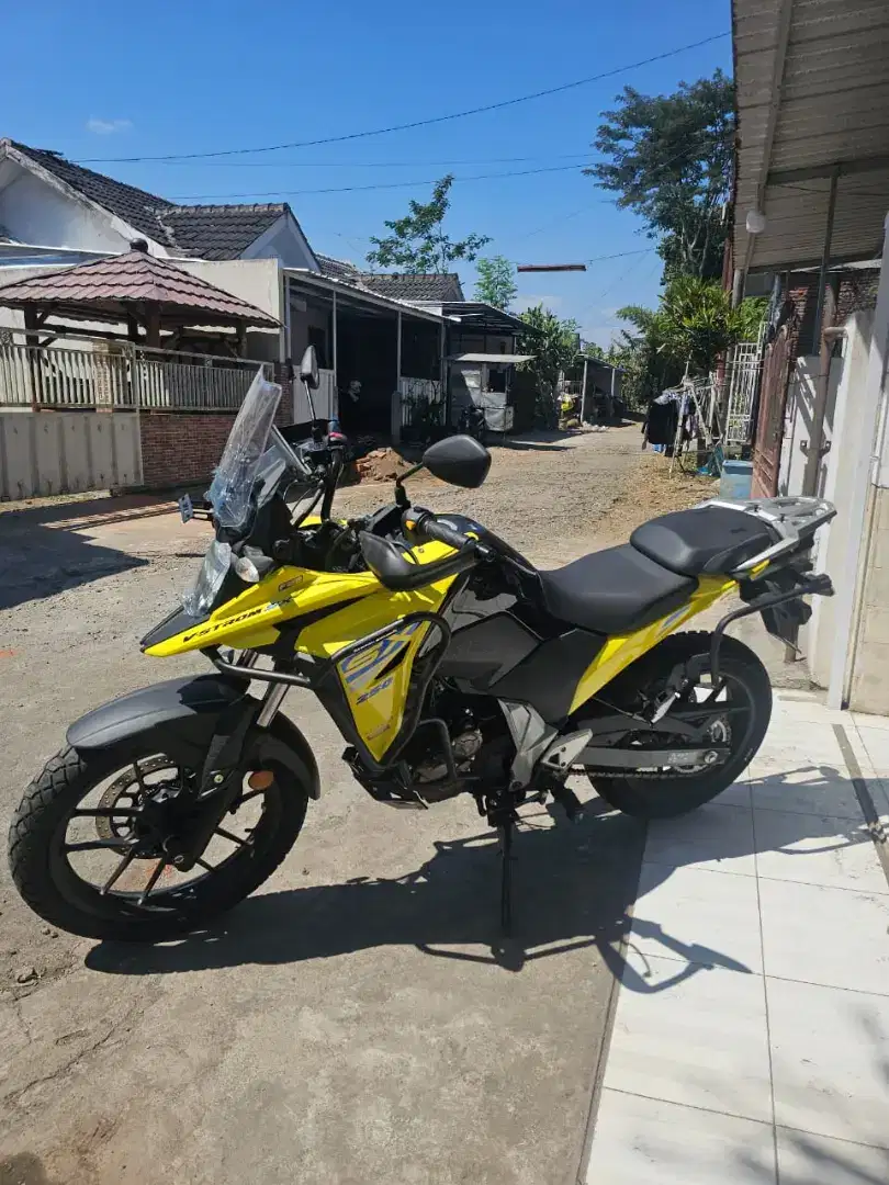 Suzuki V-Strom 250 Straight Twin Reg 2024 Siap Tour Koko Motor