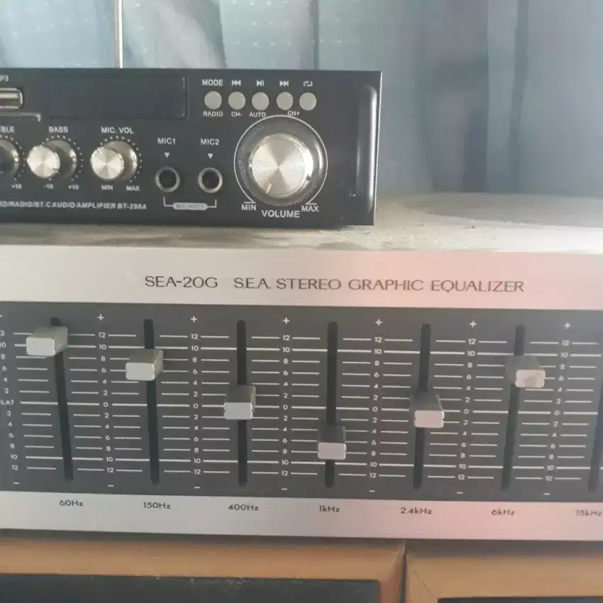 JVC EQUALISER 7 CHANEL