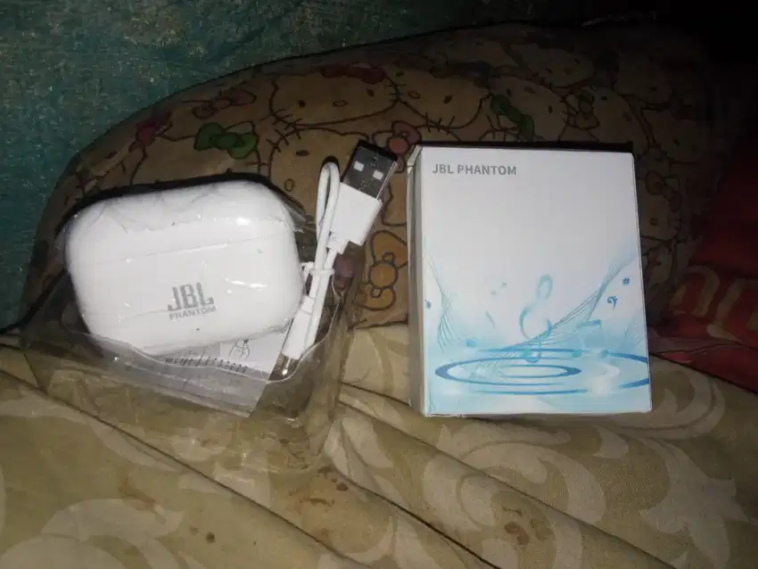 earphone JBL new