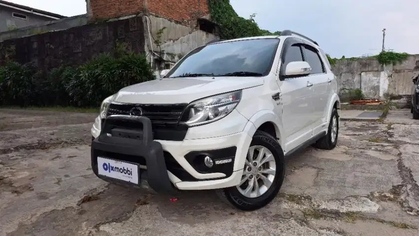 DP 5% Daihatsu Terios 1.5 ADVENTURE R Bensin-AT 2015 KRZ