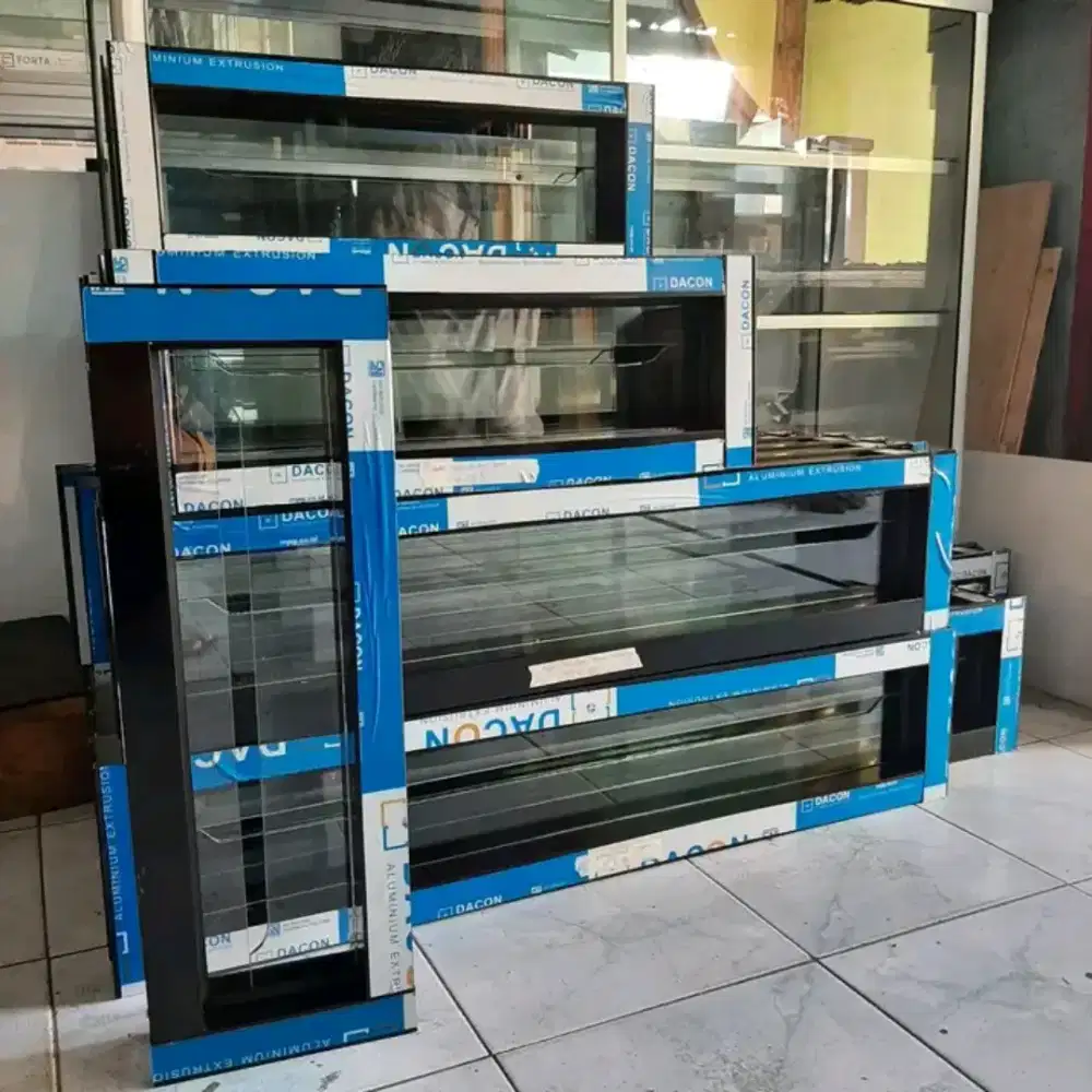 Boven kaca mati/ Jendela