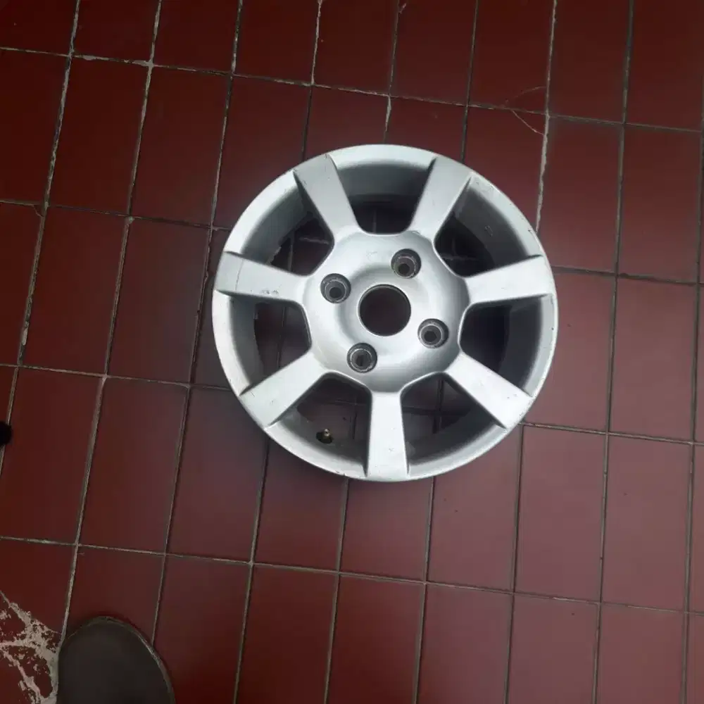 jual cepat velg Racing suzuki Futura GX  masih bagus terawat , copotan