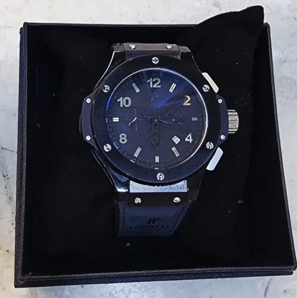 Jam Hublot BigBang Chrono Ceramic Limited Edition