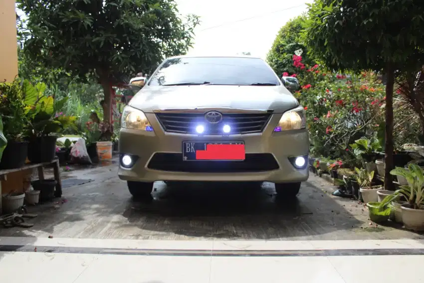 Kijang Innova J 2013 Manual Bensin