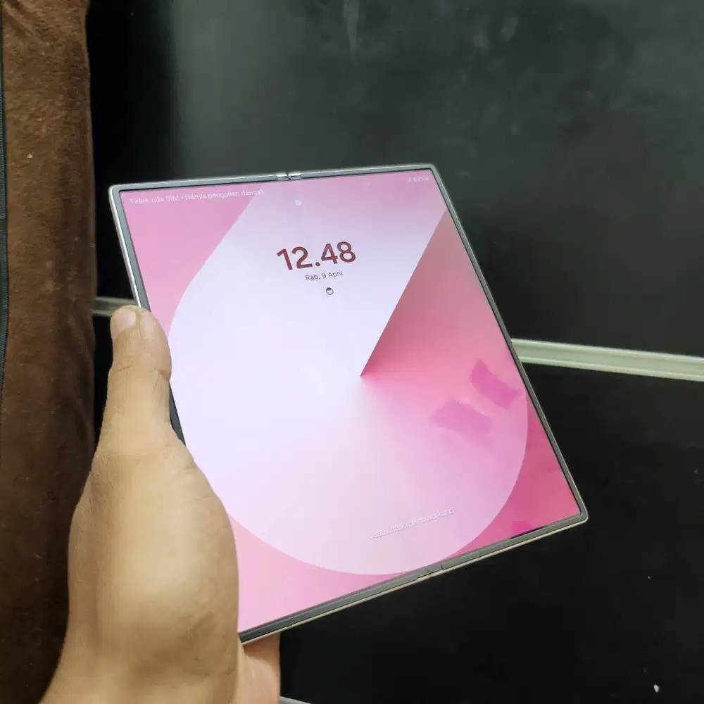 Samsung Z Fold 6 12256 pink