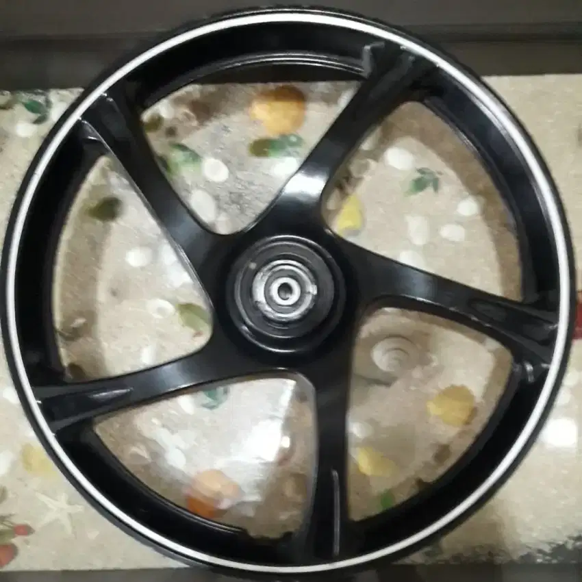 VELG DEPAN YAMAHA ORIGINAL