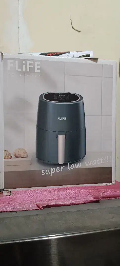 Air Fryer merk Flife... Kondisi baru... Low watt. Goreng tanpa minyak