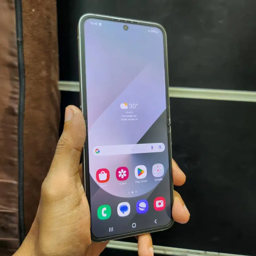 Samsung Z Flip 6 12256 silver