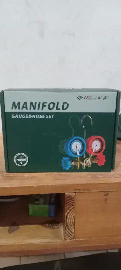 Manifold gauge ac