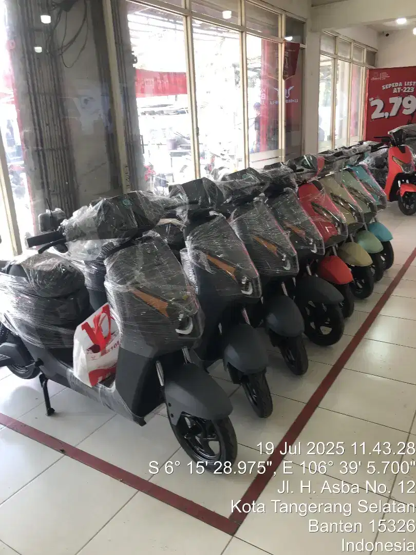 Sepeda Dan Motor Listrik Cash & Kredit D65