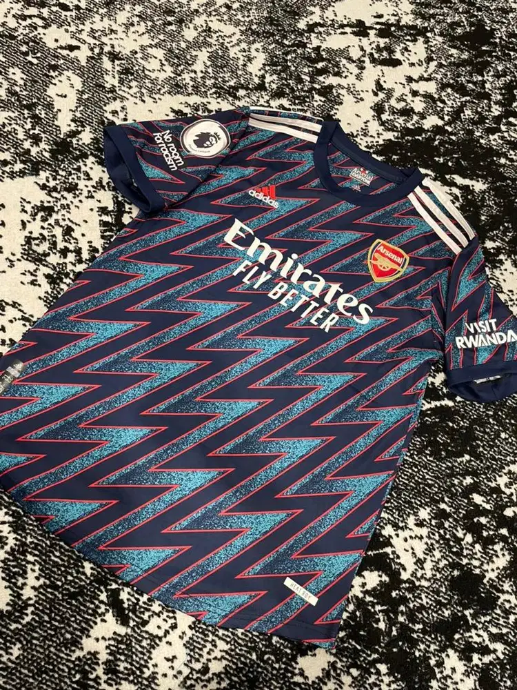 Jersey Arsenal 2021-2022 Third Rare