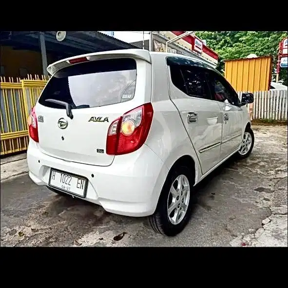 AYLA X MATIX 2016 WARNA PUTIH PLAT H, 99JT, KM RENDAH