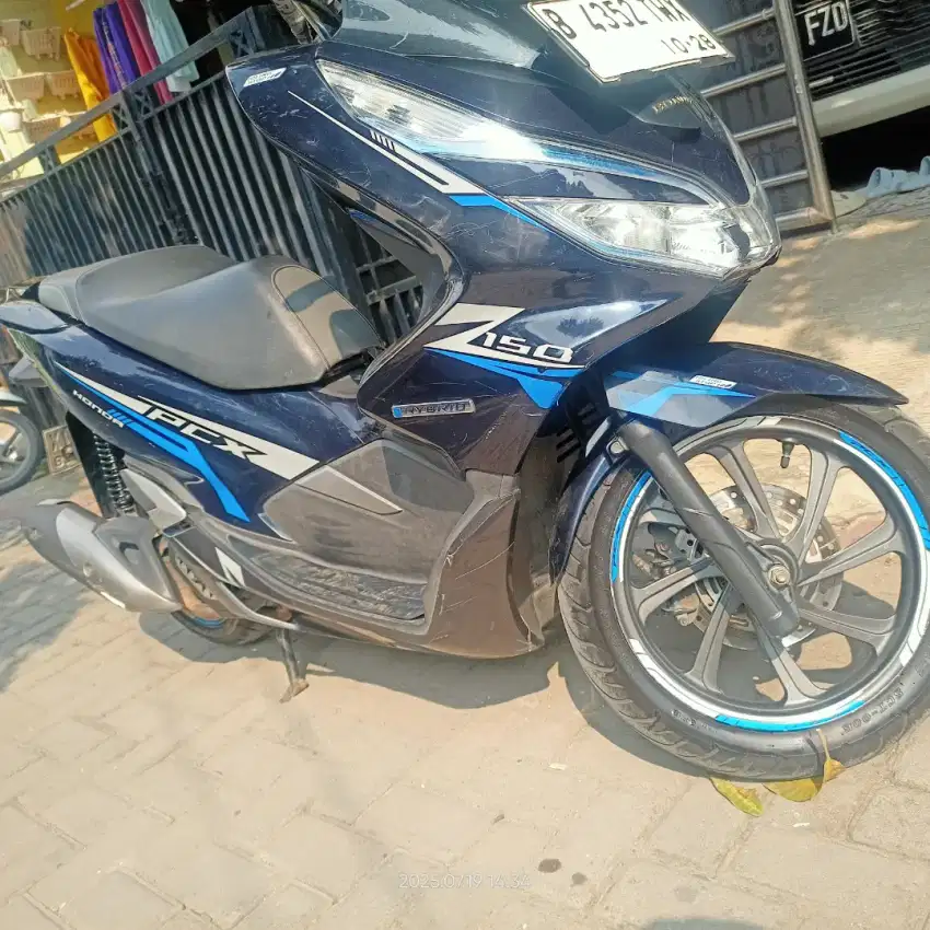 PCX HYBRID 2018
