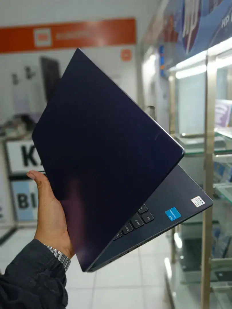Laptop Asus E410KA bisa kredit bayar bulan depam