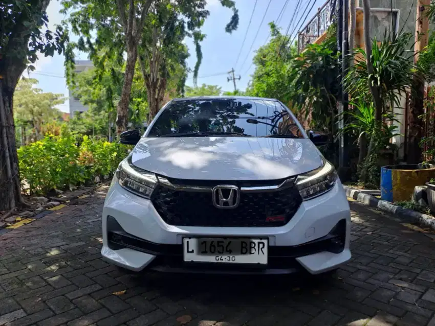 Honda Brio 1.2 RS CVT 2023 putih km low 5 ribu