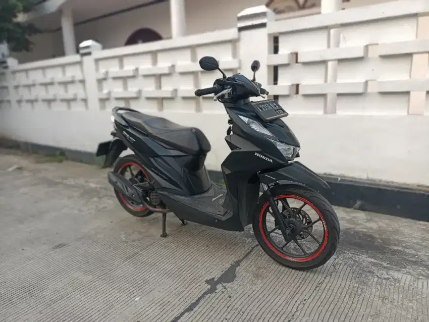 Dijual cepat Honda Beat 2020 Deluxe CBS ISS
