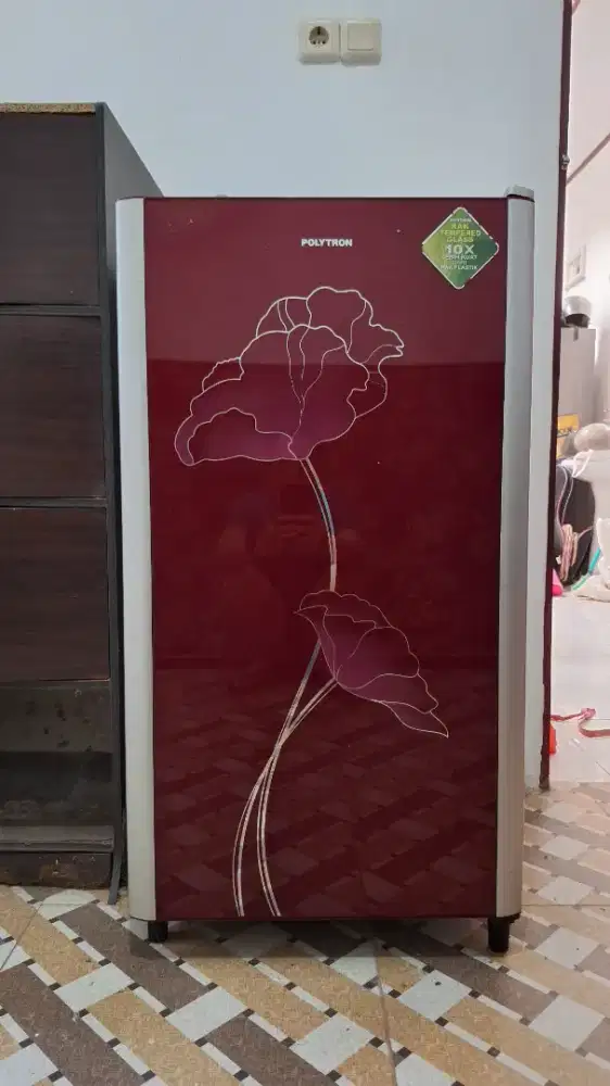 Kulkas Polytron