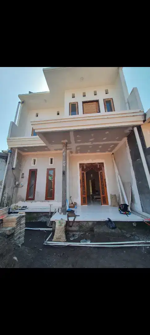 Dijual rumah baru dua lantai di pedungan denpasar bali