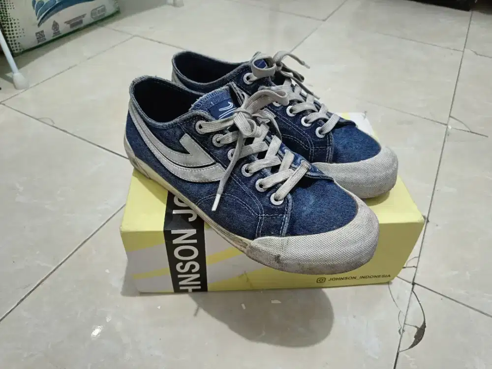 Sepatu Jhonson Denim Original Size 44 Sepatu Pria Sepatu Jhonson Ori